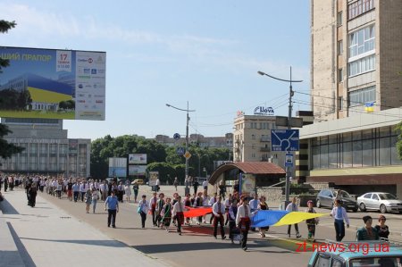23 травня в Україні відзначають День героїв