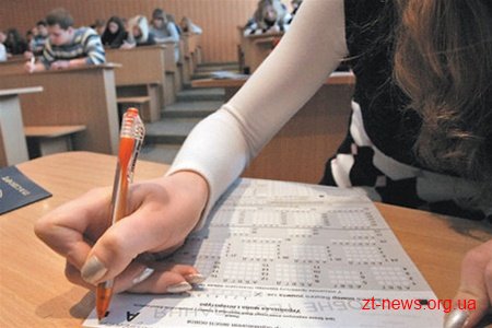 Майже півсотні абітурієнтів зі Сходу України та Криму братимуть участь у додатковій сесії ЗНО на Житомирщині