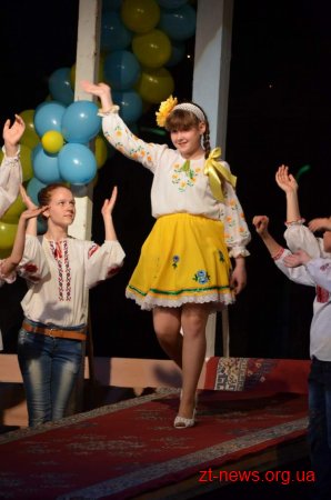 У Житомирі відбувся гала-концерт талановитих дітей «Зірка + зірка»