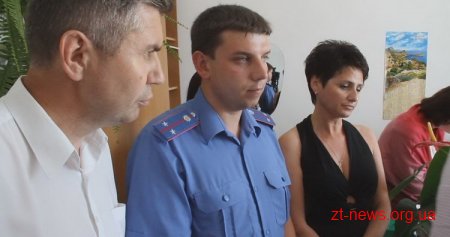 У Житомирі податківці провели обшук в офісі мережі житомирських аптек