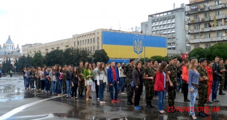 У Житомирі відбулася репетиція офіцерського випускного балу