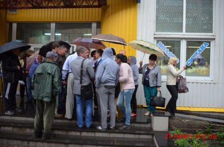 У центрі Житомира вирішили до 1 серпня припинити стихійну торгівлю