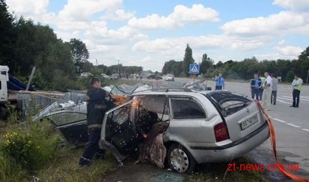 У Малинському районі сталася ДТП, у результаті якої загинуло троє людей