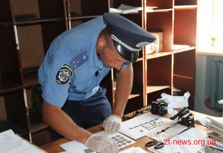 У Житомирі оточили поштове відділення та перевіряли конверти