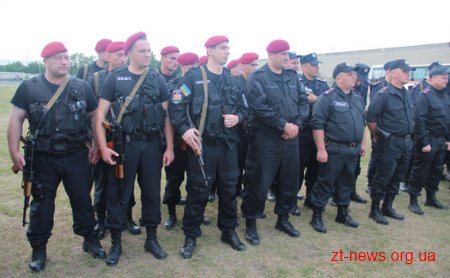 Служба житомирських міліціонерів в Луганській області. Фото