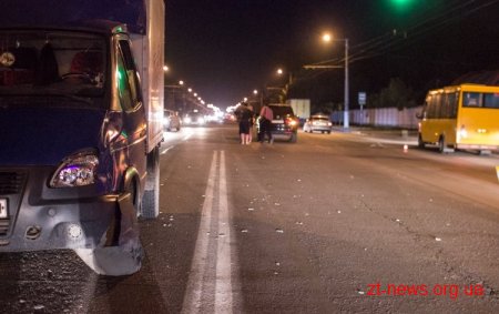 У Житомирі пішохода збила «Газель», а потім SsangYong