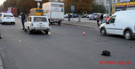 У Житомирі "ВАЗ" збив жінку