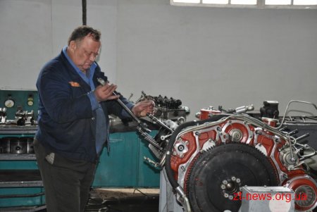 До кінця року Житомирський бронетанковий завод відновить 136 одиниць бойової техніки