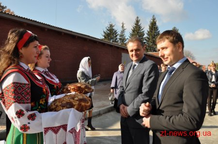 В Овруцькому районі відкрили новий елеватор, розрахований на одночасне зберігання 91,5 тис. кукурудзи