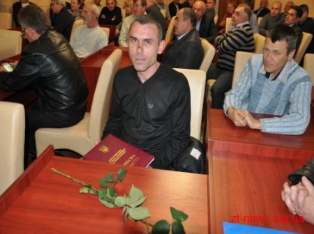 В облдержадміністрації нагородили водіїв, які їздять в зону АТО