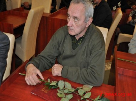 В облдержадміністрації нагородили водіїв, які їздять в зону АТО