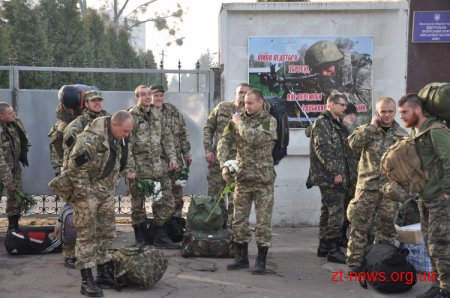 У Житомирі зустрічали бійців 95-ї бригади, які боронили Донецький аеропорт