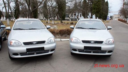 У Житомирі дільничні лікарі отримали нові автомобілі