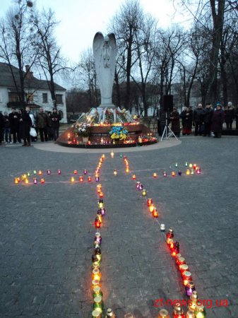 У Житомирі жалобною панахидою вшанували пам'ять жертв Голодомору