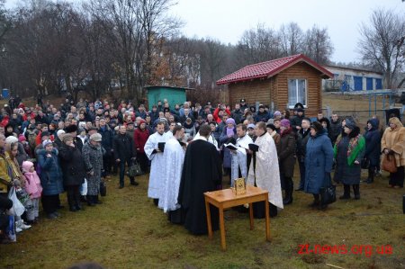 У гідропарку вже освятили воду на Водохреще