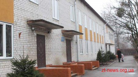 Прокуратура вимагає повернути до комунальної власності проданий дитячий садочок у Денишах