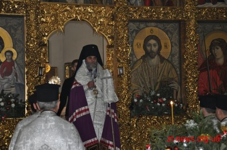 У Житомирі помолилися за героїв Крут та загиблих під час АТО