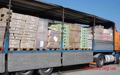 Шведські благодійники передали коростенцям гуманітарної допомоги на 50 тисяч гривень Шведські благодійники передали коростенцям гуманітарної допомоги на 50 тисяч гривень