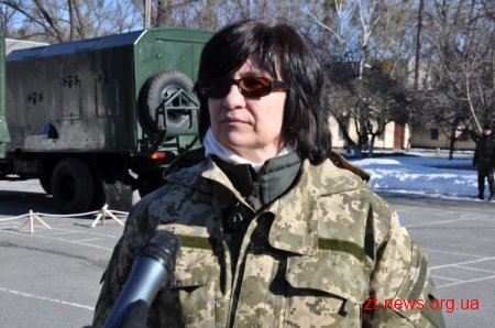 Марина Порошенко передала мобільні пральні комплекси для бійців АТО