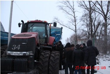 На Житомирщині міліція встановлює обставини загибелі 20-річного хлопця На Житомирщині міліція встановлює обставини загибелі 20-річного хлопця