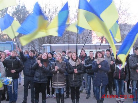 До Житомира зі сходу повернулись бійці 95-ї бригади, мобілізовані рік тому