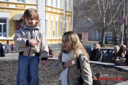 Спільне виконання гімну на майдані С.П.Корольова об’єднало сотні житомирян