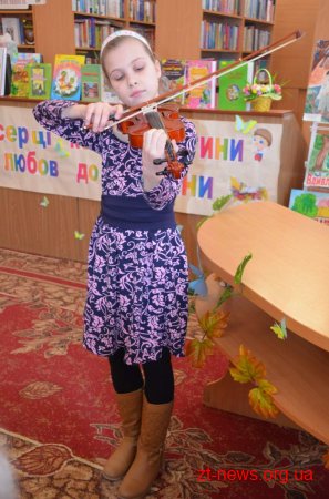 В обласній бібліотеці для дітей влаштували для малечі свято книги