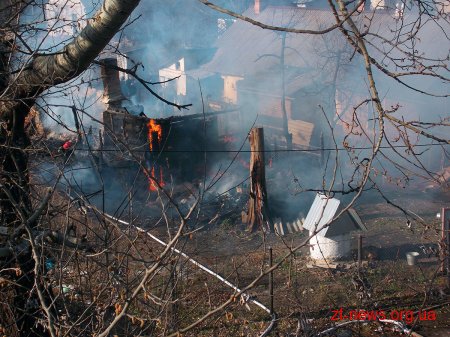 У Житомирі поблизу залізничного вокзалу згорів сарай