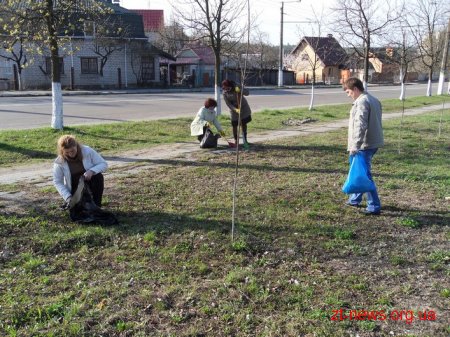 Департаменти ОДА долучаються до прибирання