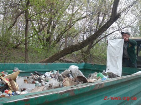 Житомирські активісти шукають нові способи, як зробити місто чистішим