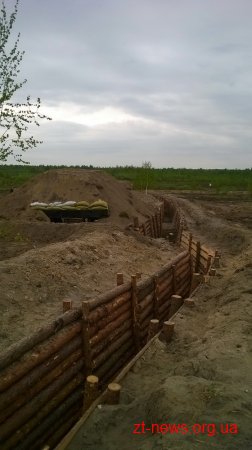 На житомирському полігоні випробовували на міцність фортифікаційну споруду