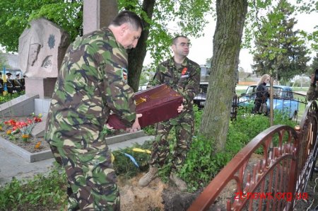 На Житомирщині перепоховали екіпаж бомбардувальника