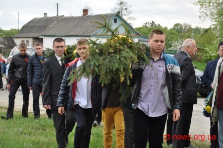 На Житомирщині перепоховали екіпаж бомбардувальника