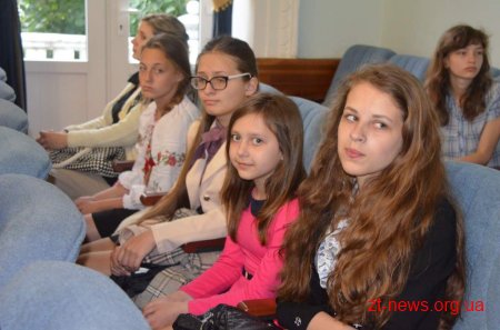 За високі досягнення школярі Житомира отримали грошову винагороду