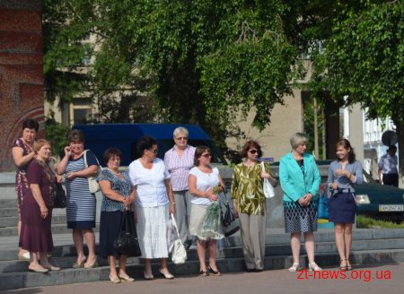 У Житомирі презентували автомобілі дільничних лікарів