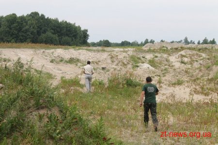 Відбулося виїзне засідання щодо незаконного видобутку піску на території Житомирського району