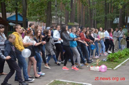 У таборі «Супутник» завершився оздоровчий сезон 2015 року