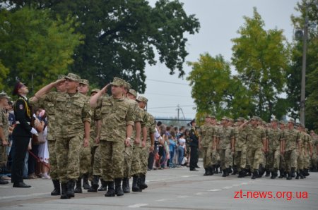 У Житомирі курсанти прийняли присягу на вірність українському народові