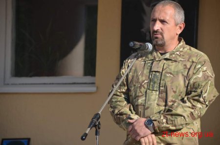 У Житомирі відкрили меморіальну дошку офіцеру Артему Абрамовичу