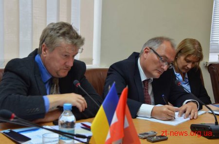 У Житомирі підписали меморандум про співпрацю із швейцарськими спеціалістами з енергозбереження