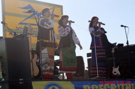 Житомирські поштовики відзначили професійне свято з військовими