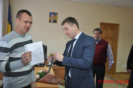Сергій Машковський вручив ключі від квартири учаснику АТО