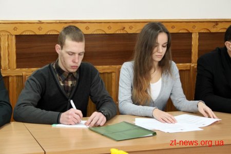Відбулась прес-конференція щодо врегулювання ситуації у військовому інституті