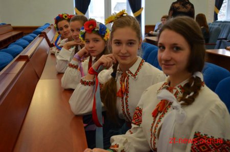 Екскурсії будівлею міської ради провели для школярів усіх шкіл міста