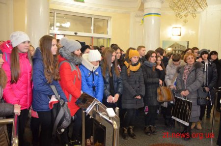 Екскурсії будівлею міської ради провели для школярів усіх шкіл міста