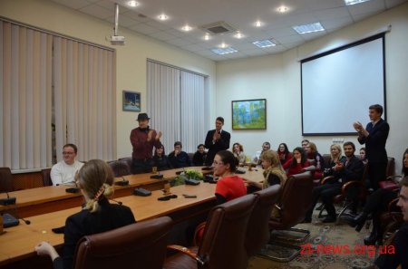 У міській раді відбувся турнір з інтелектуально-психологічної гри «Криївка»