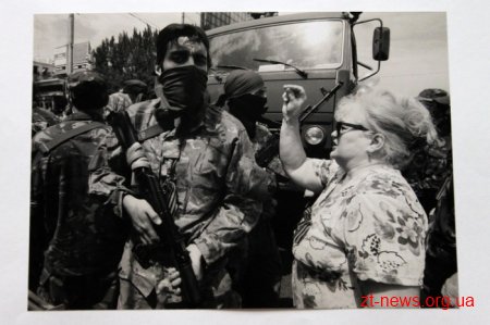 У Житомирі проводиться фотовиставка «Обличчя війни»