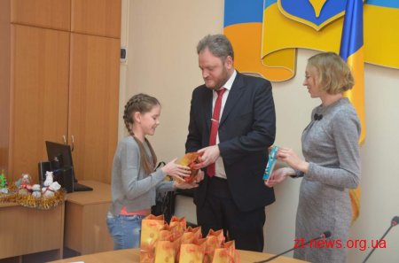 У Житомирі відзначили переможців конкурсу новорічної іграшки