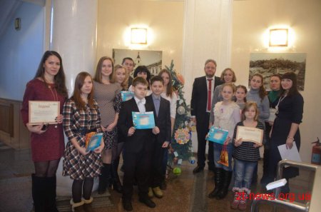 У Житомирі відзначили переможців конкурсу новорічної іграшки