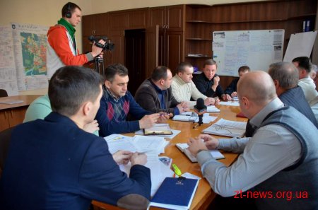 Міська влада та служби таксі напрацьовують план впорядкування роботи таксі у місті Житомирі